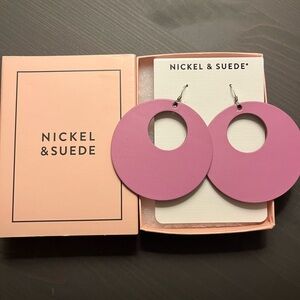 NIB Nickel & Suede Orchid Novas - Size M